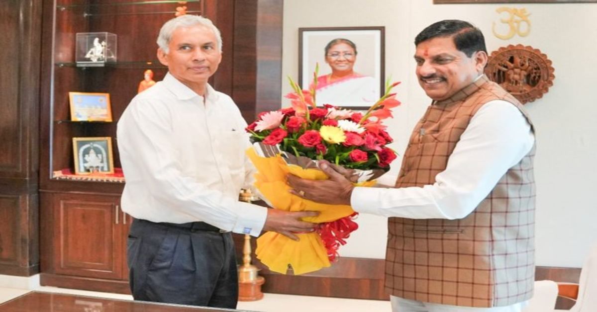 अनुराग जैन को मिला एक्सटेंशन, 2026 तक बने रहेंगे मप्र के मुख्य सचिव, CM डॉ. मोहन यादव ने दी बधाई