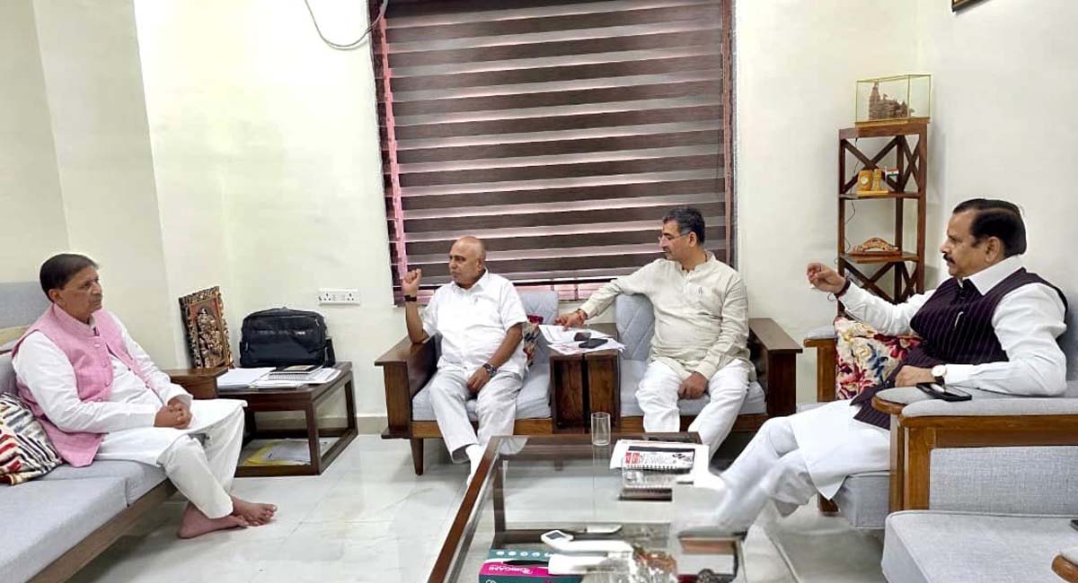 भिंड में विधायक-कलेक्टर विवाद से मचा सियासी बवाल, भोपाल तलब हुए नरेंद्र सिंह कुशवाह, BJP आलाकमान ने दिखाई सख्ती