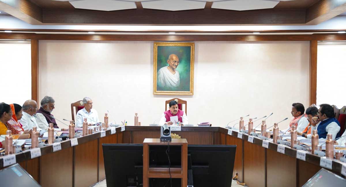 जल जीवन मिशन की अधूरी योजनाओं पर राज्य सरकार खुद करेगी खर्च, इंदौर-उज्जैन ग्रीनफील्ड रोड सहित कई अहम फैसले