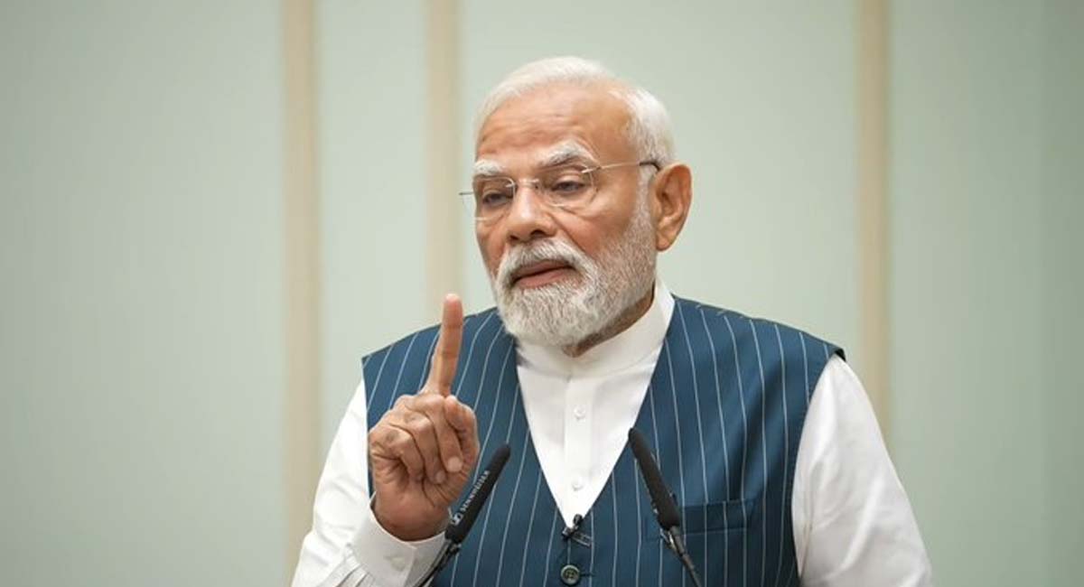 GST रिफॉर्म्स पर PM मोदी बोले- दिवाली की रौनक बढ़ेगी... पहले की सरकारें बच्चों की टॉफी पर भी टैक्स लगाती थी
