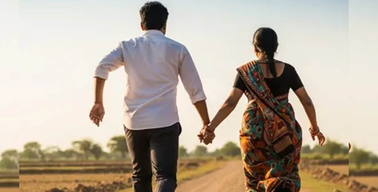 9 बच्चों की मां पर चढ़ा प्यार का बुखार... नाती-पोते खिलाने के उम्र में प्रेमी संग फरार, जेवर-नकदी व जमीन के कागज भी ले गई साथ