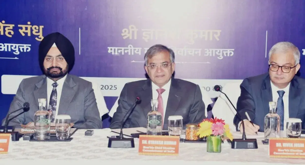 बिहार विधानसभा चुनाव की उलटी गिनती शुरू, CEC ज्ञानेश कुमार बोले- 22 नवंबर से पहले होगा मतदान, SIR को लेकर कही ये बात