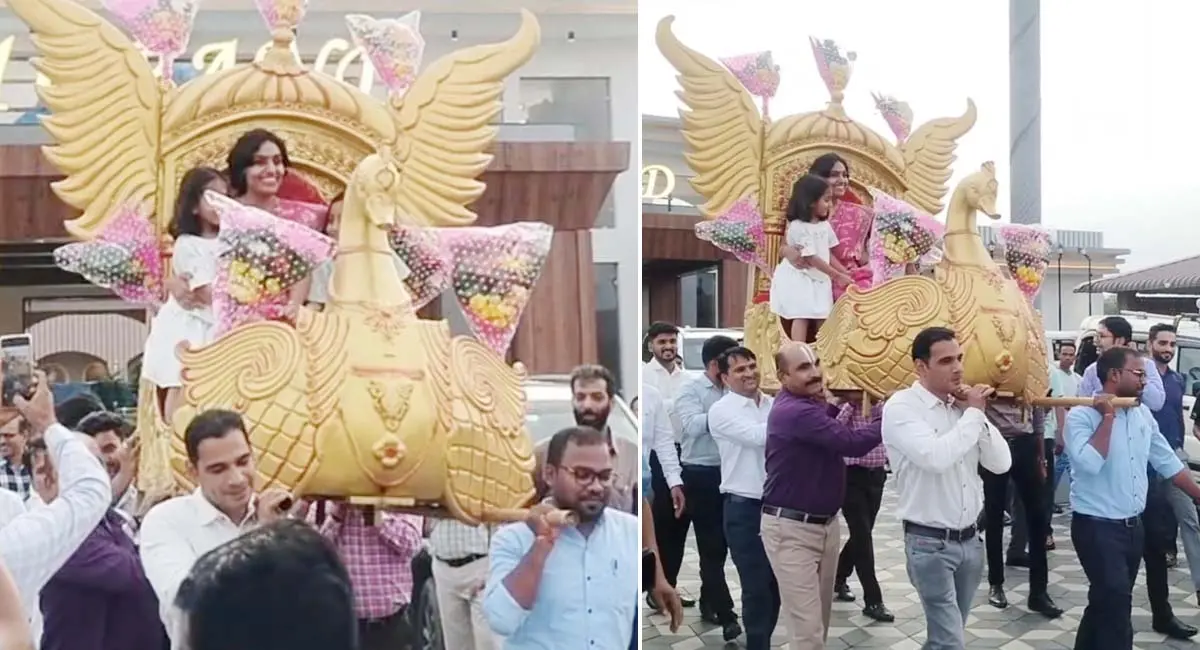 सिवनी कलेक्टर संस्कृति जैन को मिली अनोखी विदाई, पालकी में बैठाकर किया विदा, बेटियां भी रहीं साथ, वीडियो वायरल