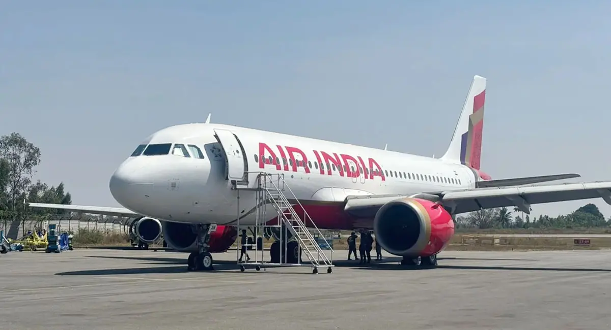 टेकऑफ करते ही एअर इंडिया की फ्लाइट में आई तकनीकी खराबी, बीच रास्ते से वापस लौटा विमान, मुंबई में इमरजेंसी लैंडिंग