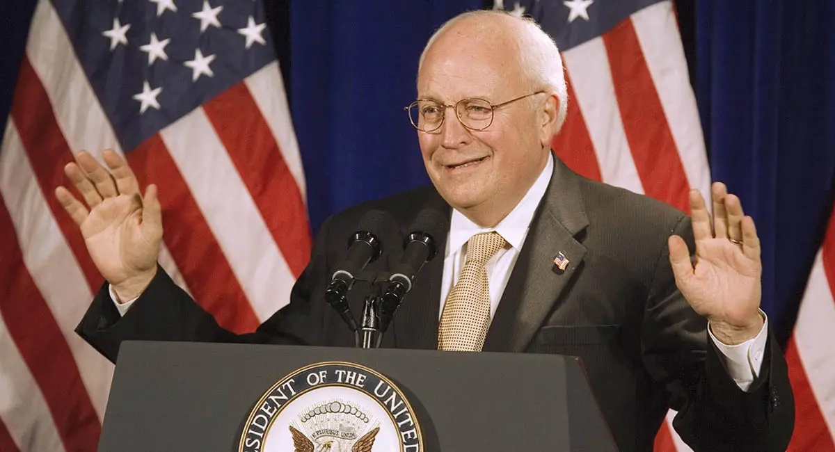 अमेरिका के पूर्व उपराष्ट्रपति डिक चेनी का निधन, इराक युद्ध के रणनीतिकार और सबसे ताकतवर उपराष्ट्रपति के रूप में रहे मशहूर