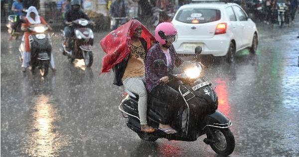 MP Weather Update : प्रदेश 45 से ज्यादा जिलों में बारिश का अलर्ट, नदी-नाले उफान पर; कई जगहों पर बाढ़ जैसे हालात