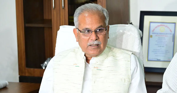 भूपेश बघेल के आवास पर ED की छापेमारी : भिलाई से लेकर रायपुर तक बढ़ी हलचल, पूर्व CM बोले- अडानी के लिए काटे जा रहे पेड़ों का मुद्दा उठाना था