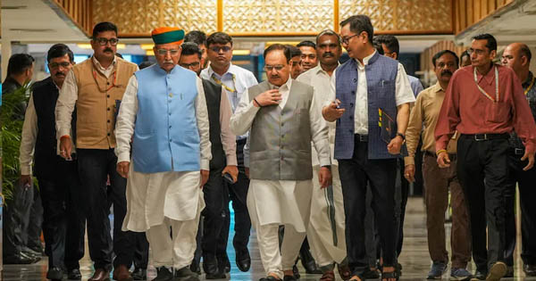 मानसून सत्र से पहले सर्वदलीय बैठक, विपक्ष ने उठाए ऑपरेशन सिंदूर-पहलगाम हमला जैसे मुद्दे, सरकार बोली- चर्चा को तैयार, संसद का शांतिपूर्ण संचालन सबकी जिम्मेदारी