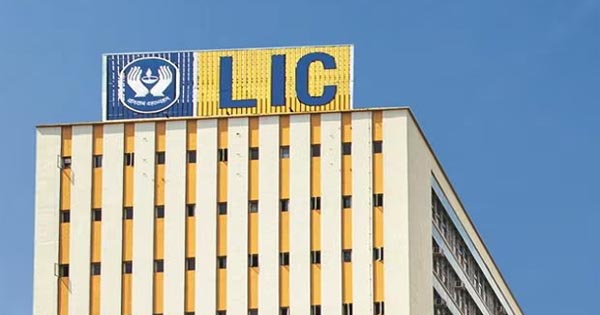एलआईसी ने 81 कंपनियों में अपनी हिस्सेदारी घटाई, सार्वजनिक क्षेत्र की 4 रक्षा कंपनियों में निवेश बढ़ाया
