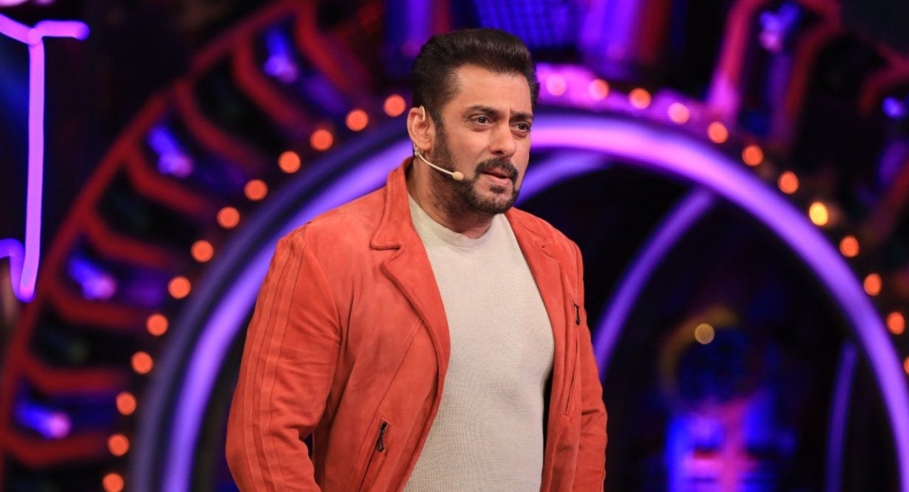बिग बॉस-19 के लिए सलमान ने घटाई अपनी फीस, हर हफ्ते मिलेंगे 8-10 करोड़, तीन महीने करेगें शो को होस्ट, 5 महीने चलेगा नया सीजन