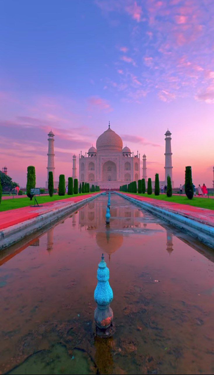 ताजमहल को विश्व धरोहर क्यों माना जाता है?