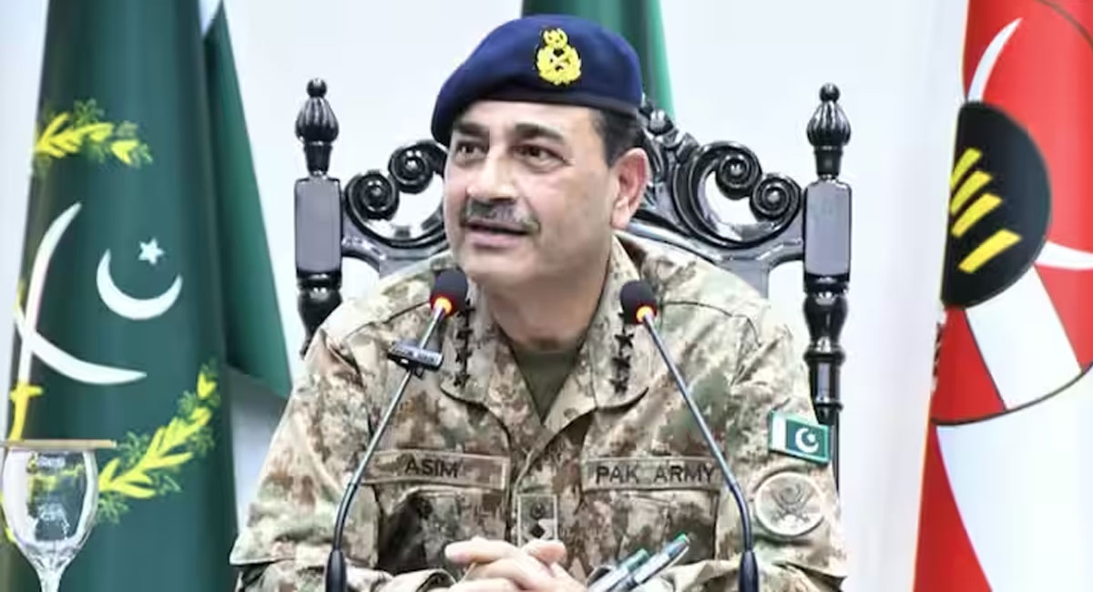 पाकिस्तान-अमेरिका डील पर विवाद : खनिज और तेल के सौदे से बढ़ सकती है नाराजगी, PAK सेना प्रमुख का ट्रंप प्रशासन से संपर्क