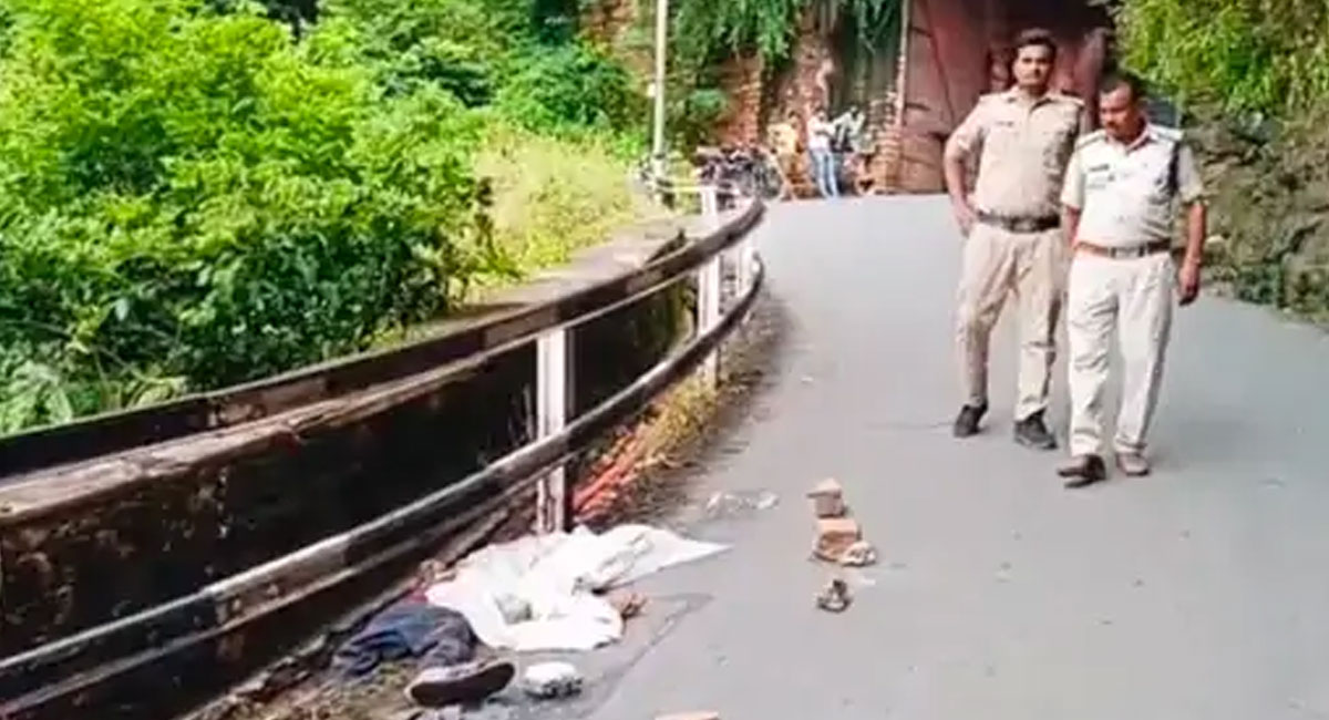 ग्वालियर किले के पास हादसा, अज्ञात वाहन की टक्कर से युवक की मौत