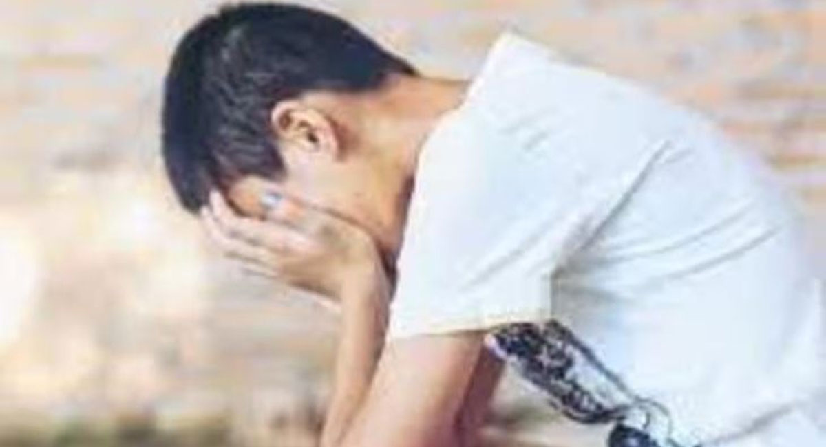 28 साल की युवती का 17 साल के नाबालिग से अफेयर, शादी और 50 लाख की डिमांड का मामला पहुंचा बाल आयोग
