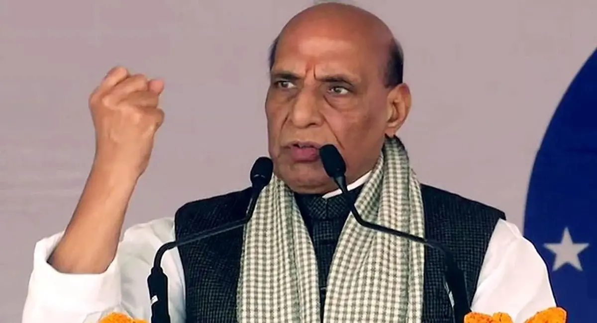 विजयादशमी पर रक्षामंत्री राजनाथ सिंह की पाकिस्तान को चेतावनी, कहा- सर क्रीक में हिमाकत की तो बदल जाएगा भूगोल...