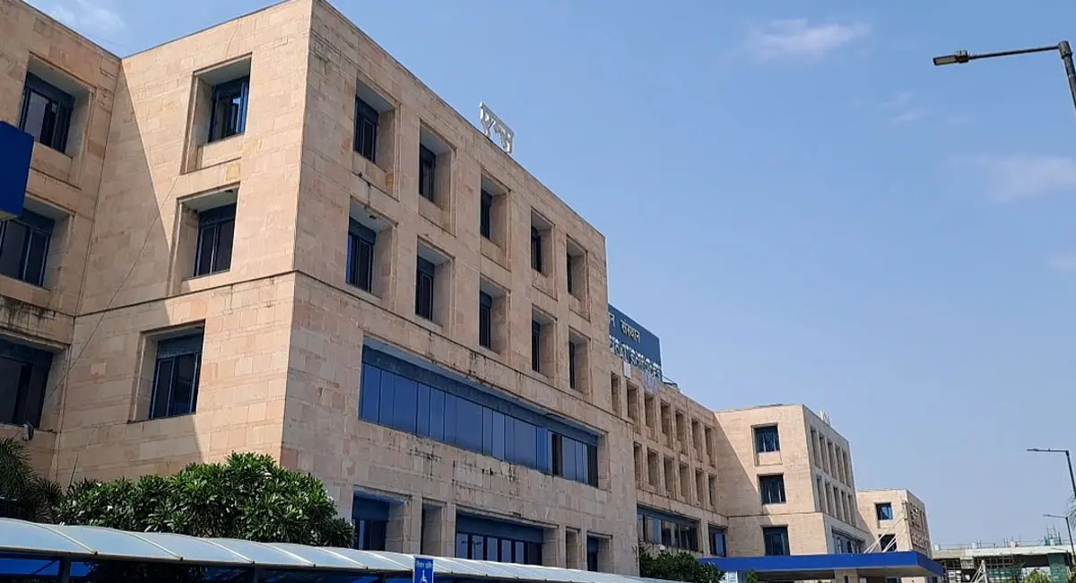 भोपाल एम्स ब्लड बैंक से प्लाज्मा चोरी, कर्मचारी सहित दो आरोपी फरार