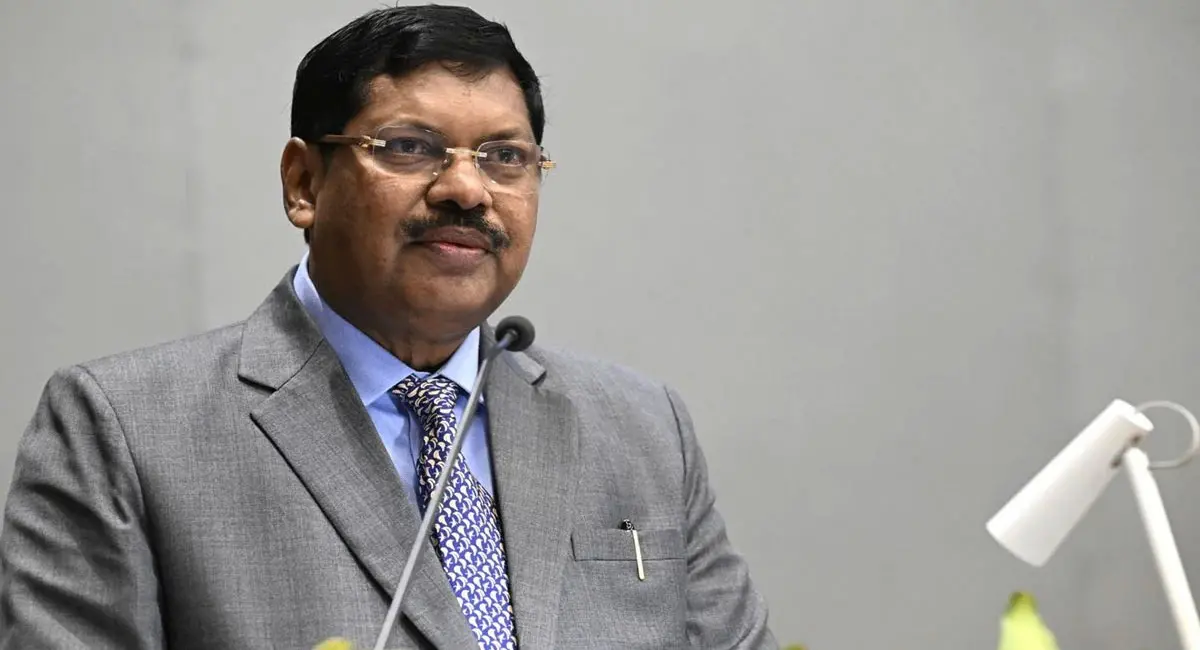 ‘भारत कानून से चलता है, बुलडोजर से नहीं’, CJI गवई का बड़ा बयान