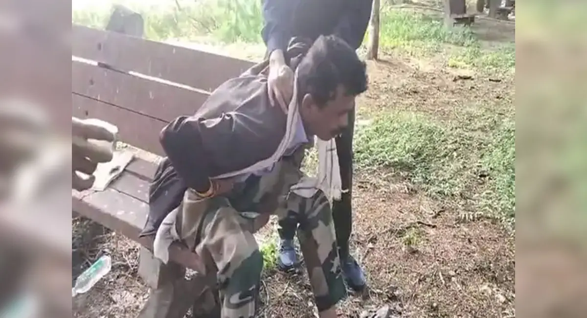इंदौर में बेटी की मौत से दुखी पुलिस जवान ने DIG ऑफिस में खाया जहर, हालत गंभीर