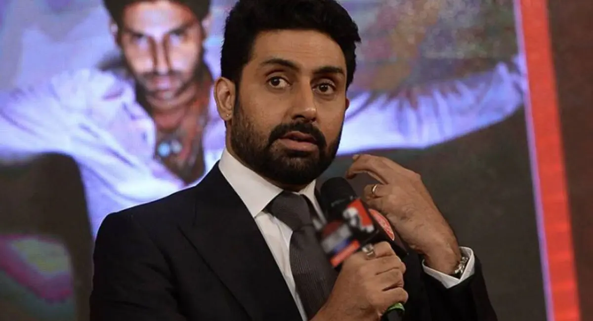 अभिषेक बच्चन पर अवॉर्ड खरीदने का आरोप, एक्टर ने दिया करारा जवाब