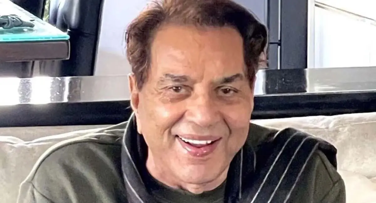 दिग्गज अभिनेता धर्मेंद्र की हालत नाजुक, सांस लेने में दिक्कत के बाद वेंटिलेटर पर रखा; अगले 72 घंटे बेहद अहम