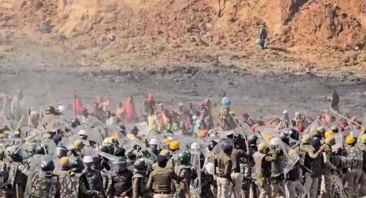 ग्रामीणों और पुलिस में भिड़ंत, अमेरी कोयला खदान विस्तार को लेकर तनाव बढ़ा; 40 पुलिसकर्मी घायल