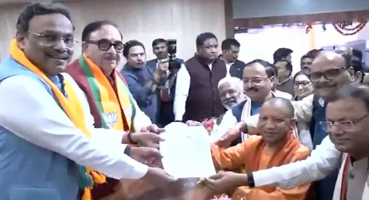 पंकज चौधरी ने दाखिल किया नामांकन, CM योगी बने प्रस्तावक