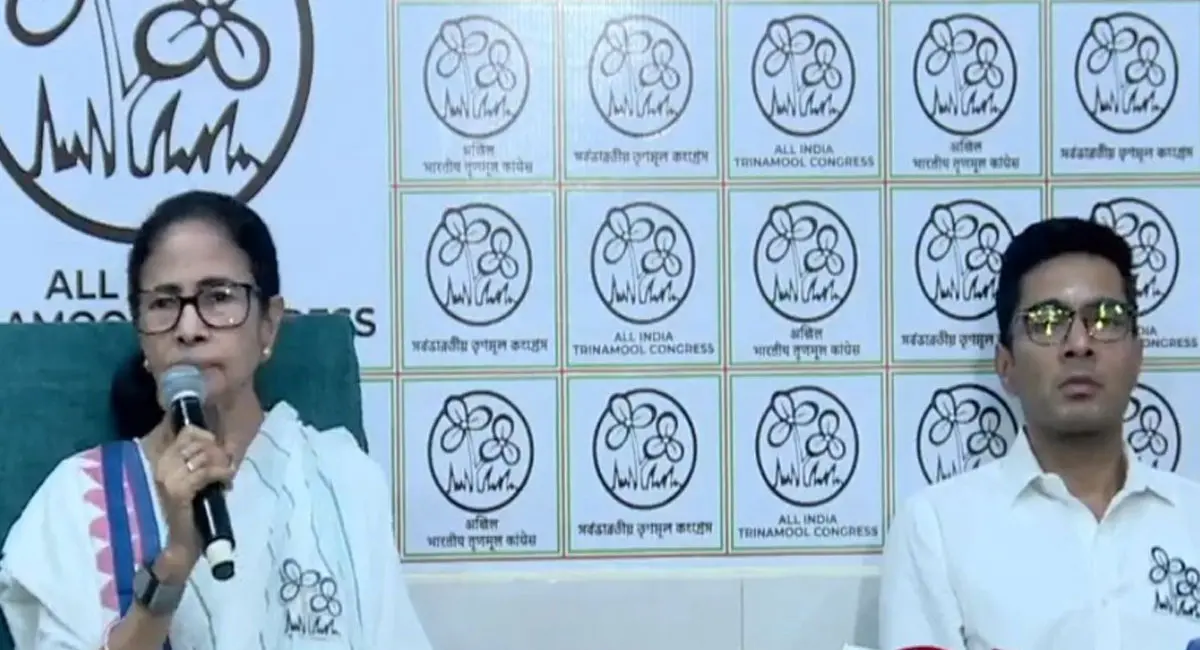 टीएमसी के 291 उम्मीदवार तय, ममता बनर्जी भवानीपुर से लड़ेंगी चुनाव