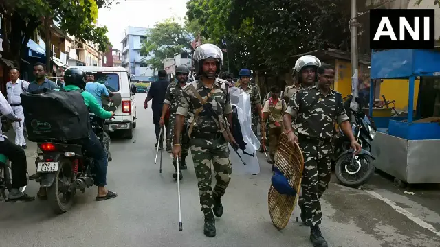 हावड़ा में BJP-TMC कार्यकर्ताओं में झड़प, बमबाजी और गोलीबारी से दहशत