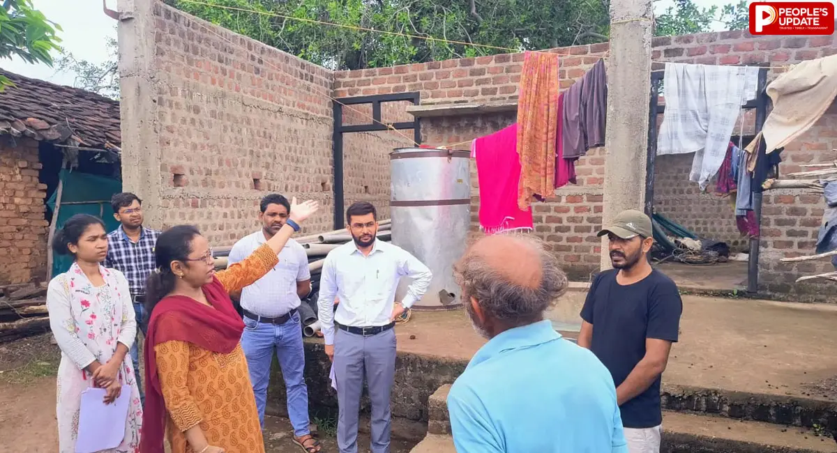 जिला पंचायत CEO का औचक निरीक्षण, स्कूल में शिक्षक गायब मिले; नोटिस जारी करने के निर्देश
