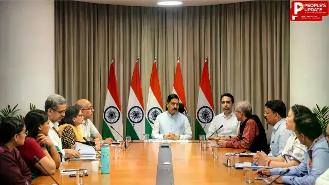 धर्मेंद्र प्रधान के बाद प्रह्लाद जोशी संभालेंगे शिक्षा मंत्रालय, मोदी सरकार ने दिया अतिरिक्त प्रभार