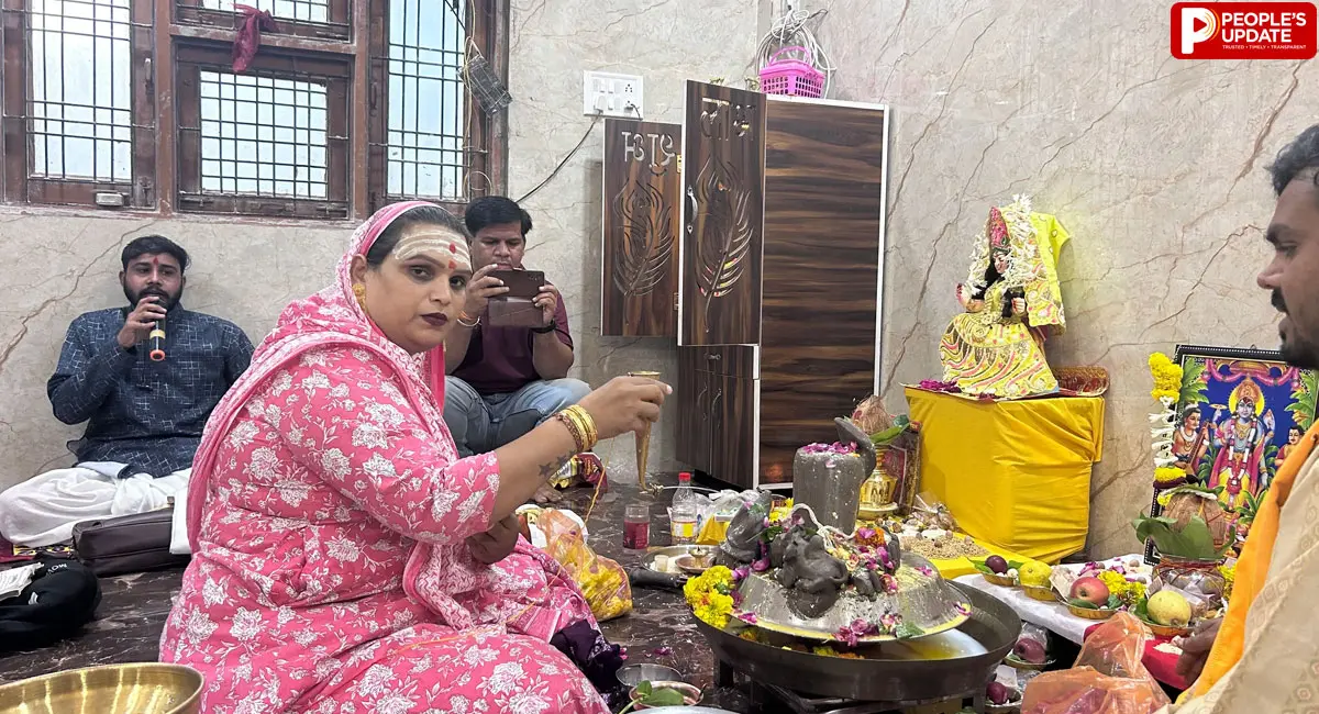 बेटमा में किन्नर समुदाय का धार्मिक आयोजन, सुख-शांति और समृद्धि के लिए किया हवन