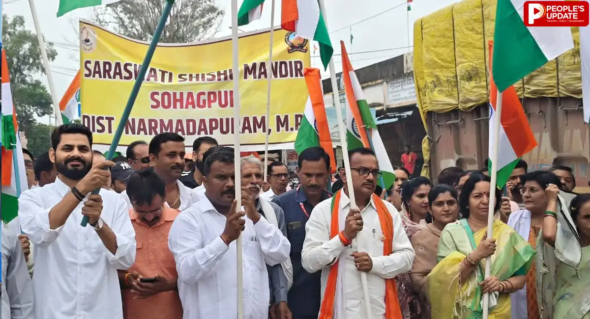 सोहागपुर में गूंजा भारत माता का जयघोष, 2 किमी लंबी तिरंगा यात्रा में उमड़ा जनसैलाब
