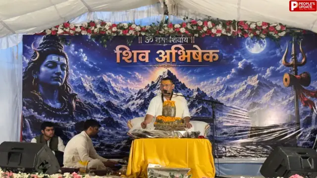 सोहागपुर में शिवलिंग निर्माण और भव्य रुद्राभिषेक, बड़ी संख्या में श्रद्धालु हुए शामिल