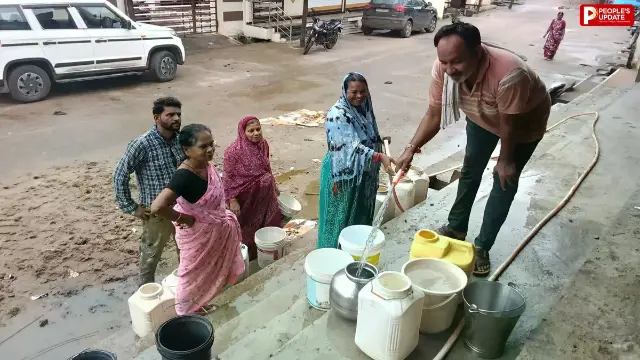 हरदा में पानी के लिए हाहाकार! बाल्टी-कुप्पे लेकर भटके लोग, आज शाम शुरू होगी सप्लाई