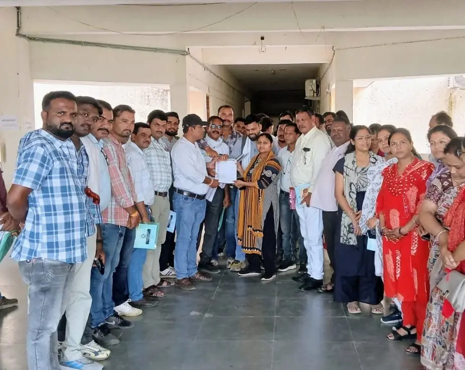पटवारियों की 'आर-पार' की जंग, 3 दिवसीय सामूहिक हड़ताल; ठप होंगे राजस्व कार्य