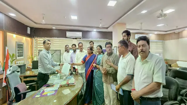 सोहागपुर में दवा से धान की फसल खराब होने का मामला गरमाया, 700 एकड़ फसल के निरीक्षण की मांग