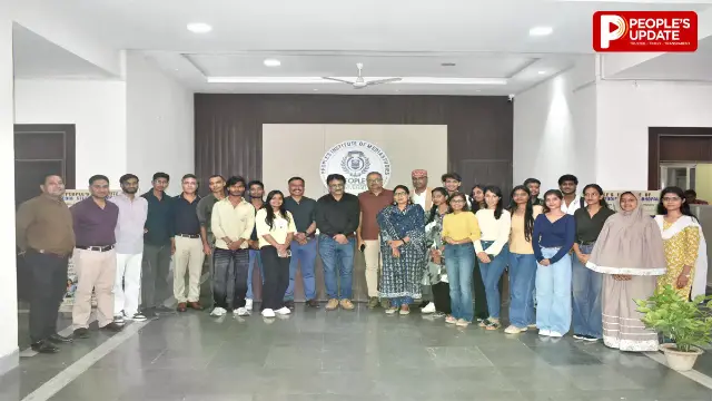 मीडिया एक्सपर्ट्स के मार्गदर्शन और मनोरंजक प्रस्तुतियों ने जीता छात्रों का दिल, मिमिक्री आर्टिस्ट ने माहौल को खुशनुमा