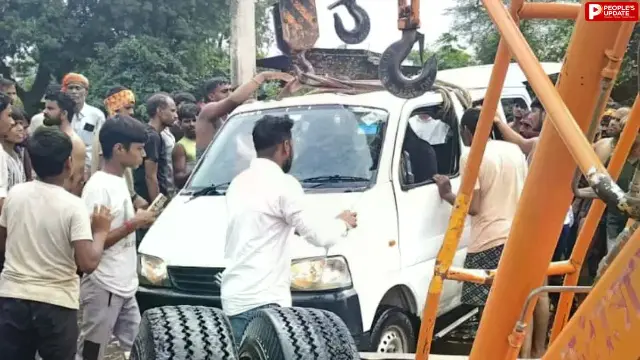 धौलपुर में दर्दनाक हादसा, पानी से भरी सड़क पर पलटी ईको, 4 लोगों की मौत