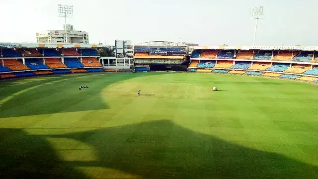 भारत-दक्षिण अफ्रीका के मैच से पहले इंदौर में क्रिकेट का क्रेज! 7 हजार का कमरा मिल रहा 15 हजार में