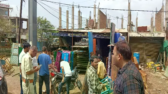 कौशल अली मुफ्फदल ट्रेडर्स और मुतजा अली बुरहानी ट्रेडर्स पर बड़ी कार्रवाई