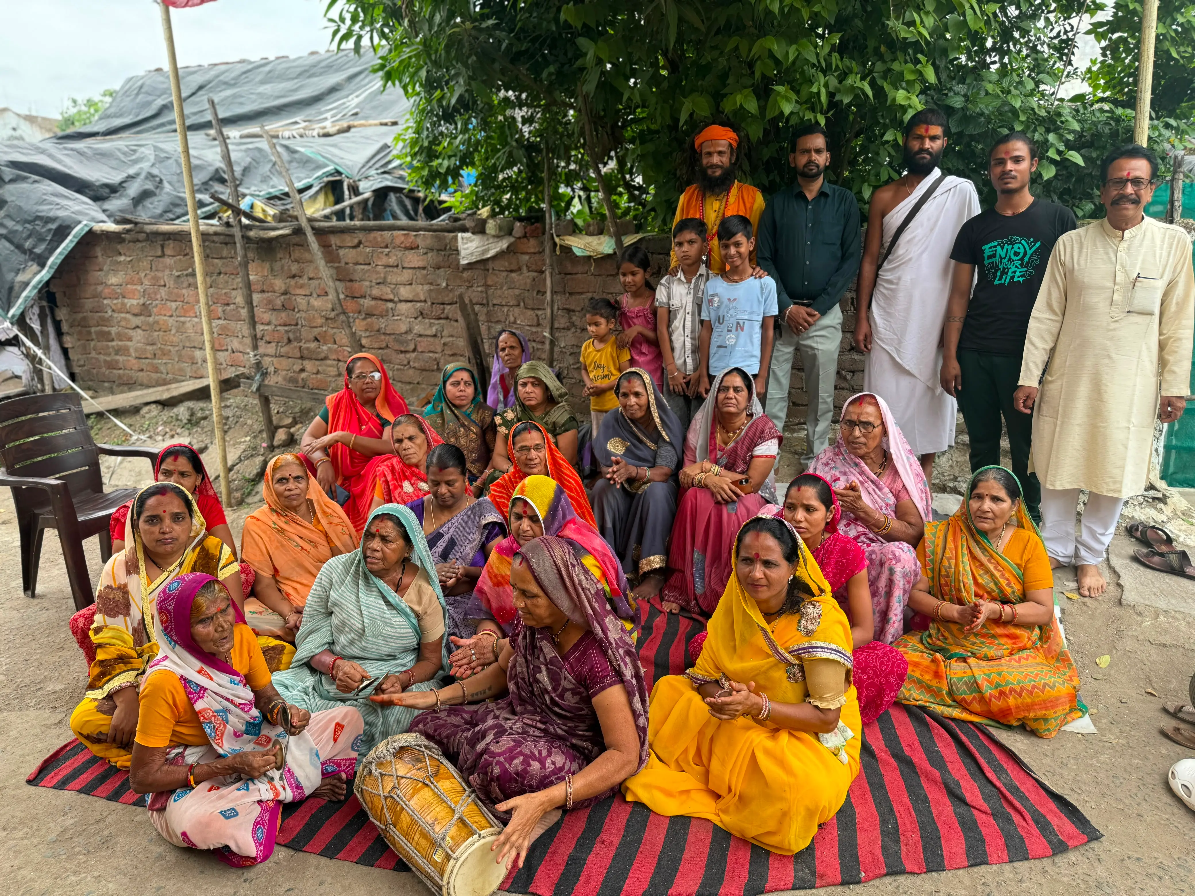 बारिश की कामना में महादेव की शरण पहुंचे श्रद्धालु, अखंड ज्योति जलाकर 24 घंटे तक गूंजे भजन-कीर्तन