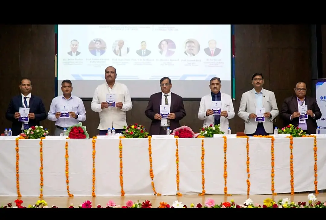 भारत समेत कई देशों के वैज्ञानिक जुटे, सेमीकंडक्टर व AI पर मंथन; 2300 शोध-पत्रों में 232 चयनित