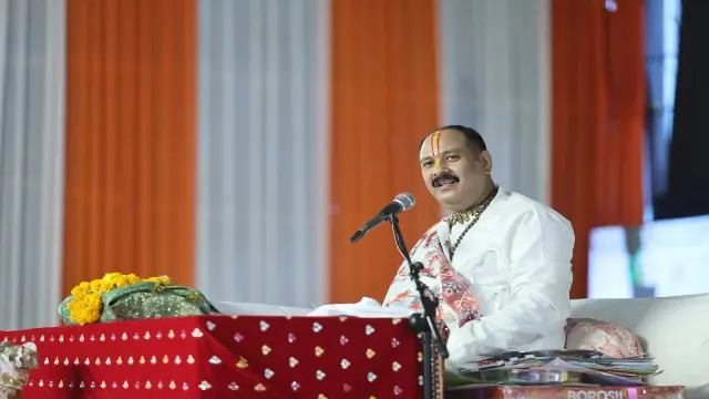 कुबेरेश्वरधाम में गुरु पूर्णिमा महोत्सव आरंभ, 29 जुलाई को गुरु दीक्षा, 10 लाख श्रद्धालु आगमन की उम्मीद