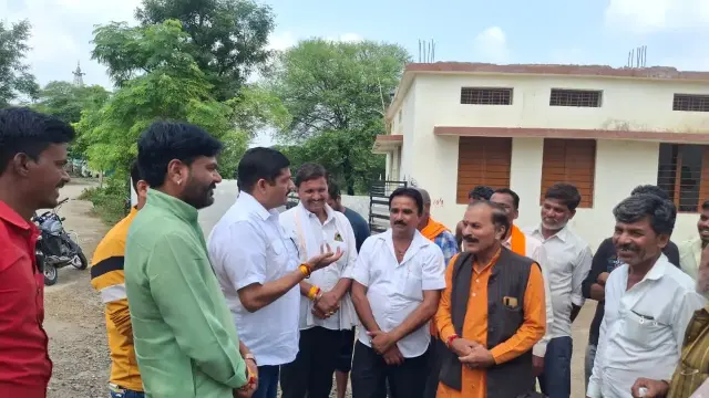 आंगनबाड़ी में बच्चों के हक के निवाले पर ‘खेल’! उबले चावल मिले तो भड़के विधायक राय, अफसरों को फटकारा