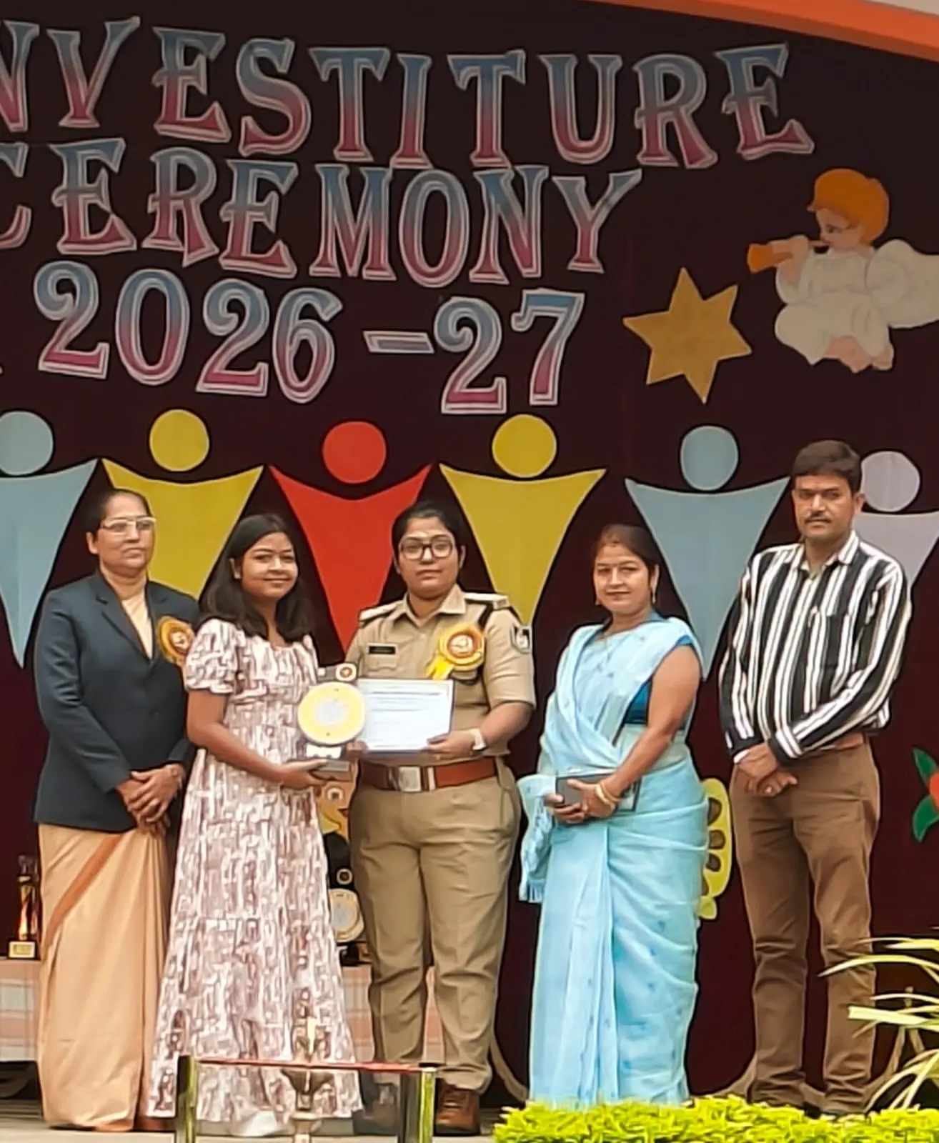 स्कूल में छात्र कैबिनेट का शपथ ग्रहण समारोह, एसडीओपी सोनाली बोलीं- अनुशासित स्टूडेंट्स ही मंजिल पाते हैं