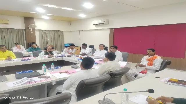 जिला पंचायत राजगढ़ की साधारण सभा में विकास कार्यों और योजनाओं की समीक्षा, अधिकारियों को दिए निर्देश