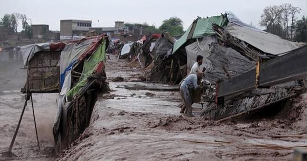 पाकिस्तान के खैबर पख्तूनख्वा में बाढ़ का कहर, मरने वालों का आंकड़ा 365 हुआ, अभी और बिगड़ सकते हैं हालात