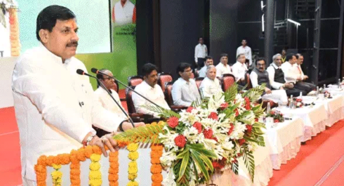 लोक निर्माण विभाग की कार्यशाला में सीएम बोले- पर्यावरण संरक्षण के लिए इंजीनियर निभाएं बड़ी भूमिका, सुझावों पर अमल करेगी सरकार