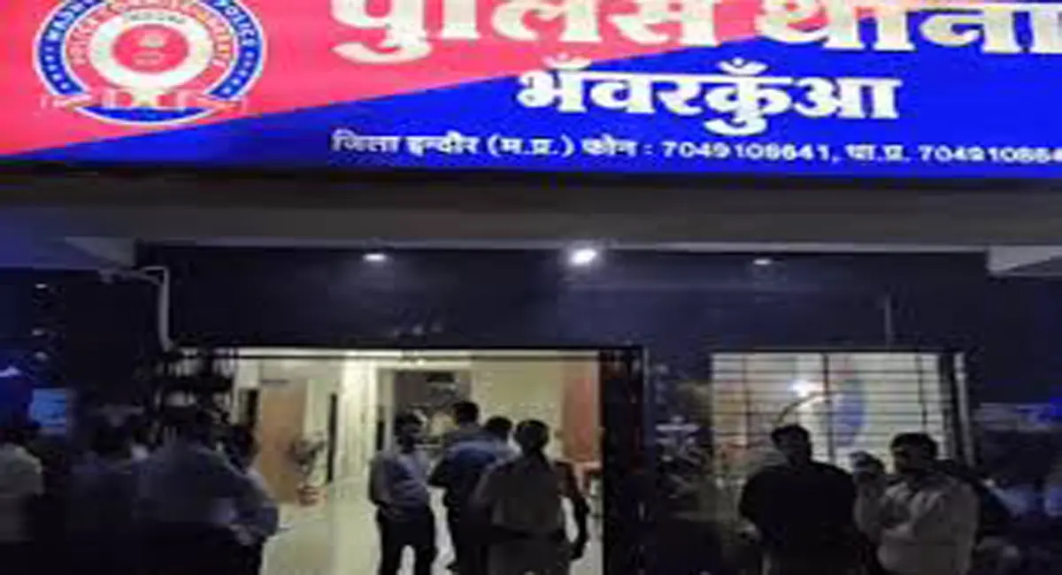 आरोपी की हैवानियत: “तेरी बीवी-बच्चे अब मेरे हैं”  बजरंगियों ने मौके पर दबोचा