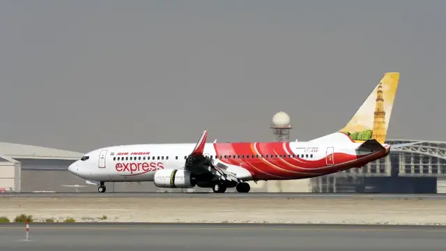 मुख्यमंत्री दिखाएंगे हरी झंडी